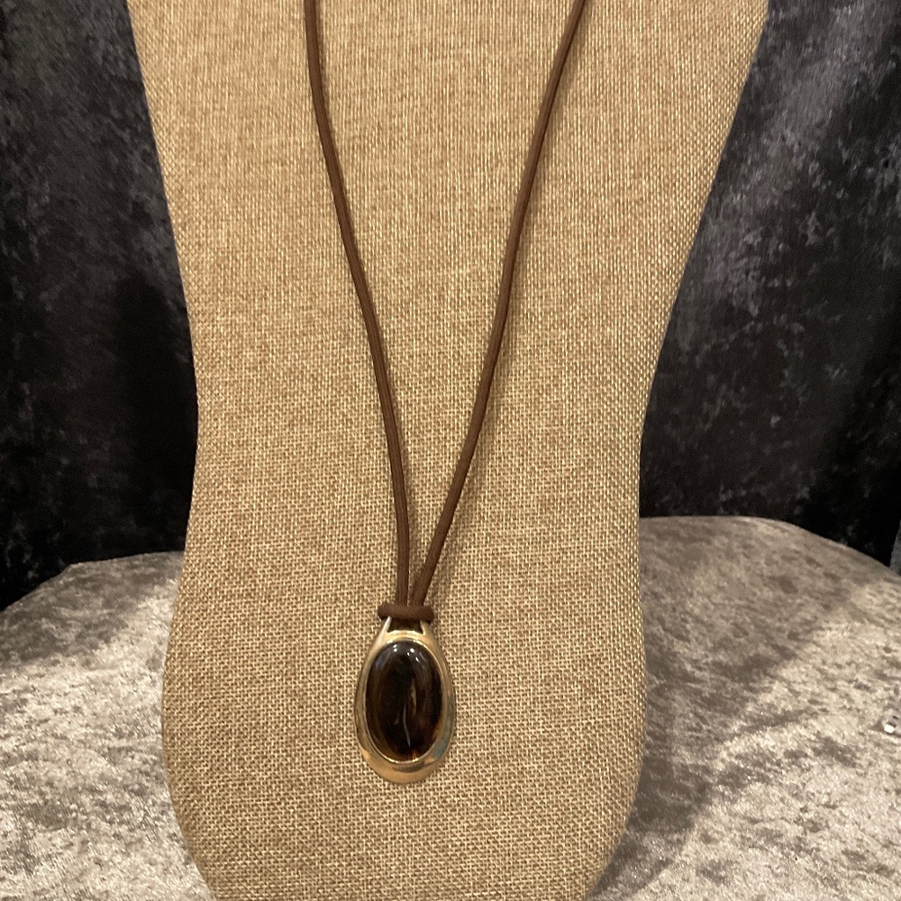 Vintage Sarah Coventry Brown Stone on Brown Cord Necklace